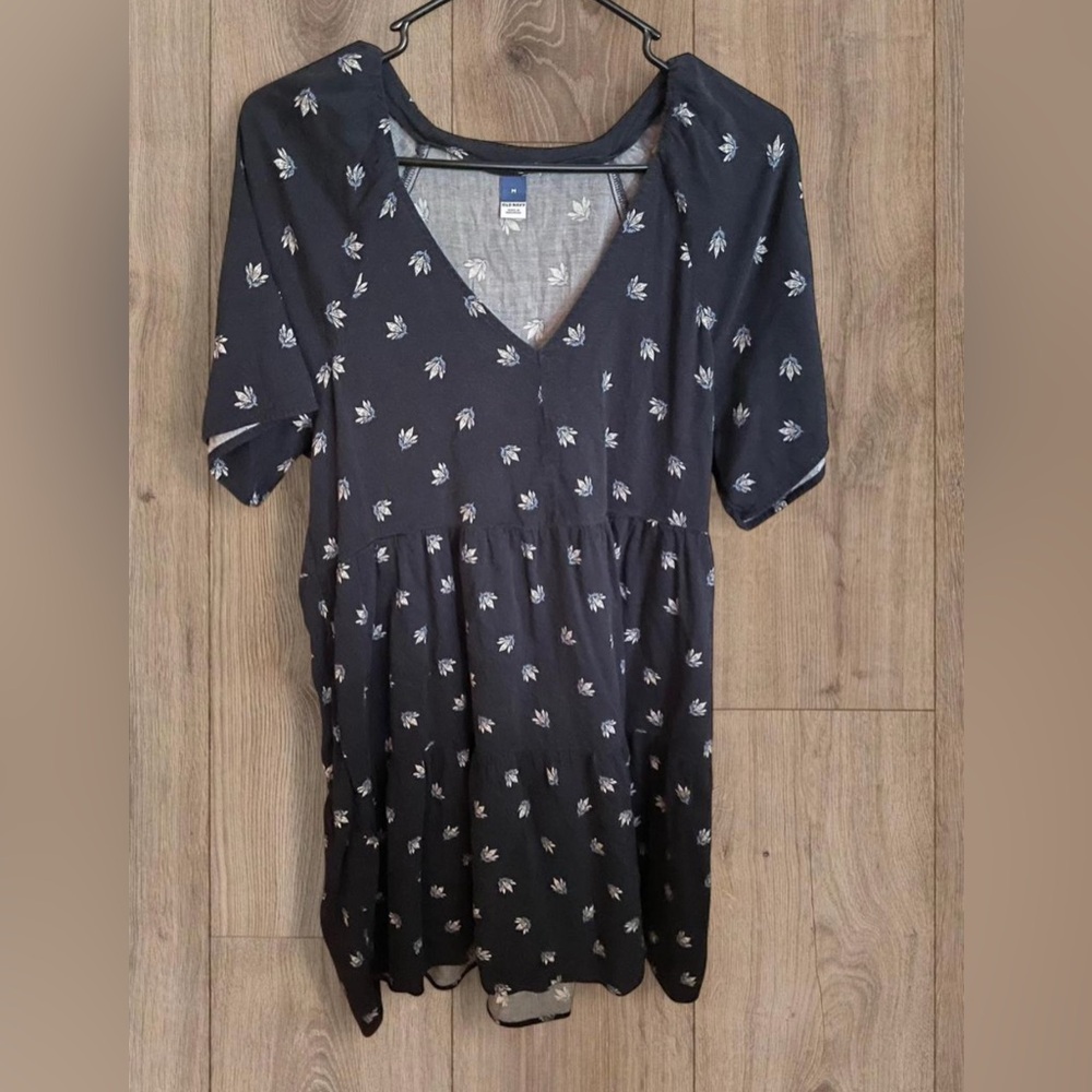 Old Navy Black and White Floral Dress